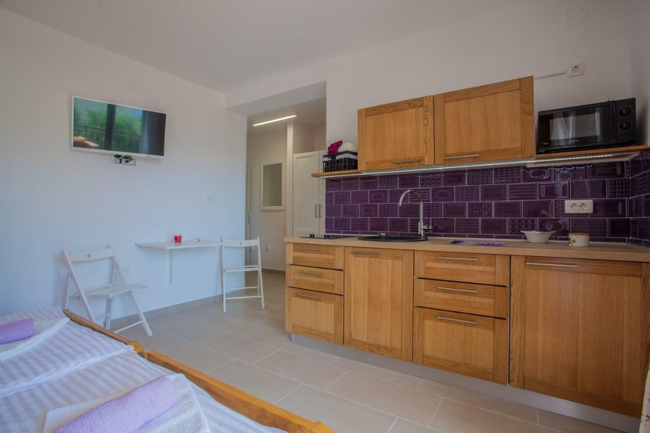 Guesthouse Maver Cres Extérieur photo